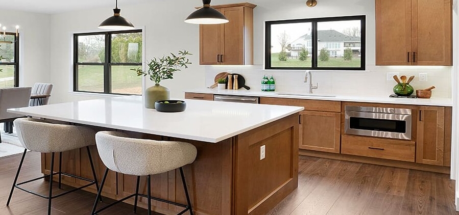 Kitchen done with Midland Cabinets